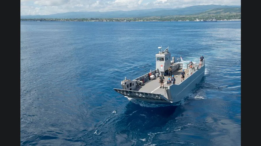 HMNZS Canterbury photo