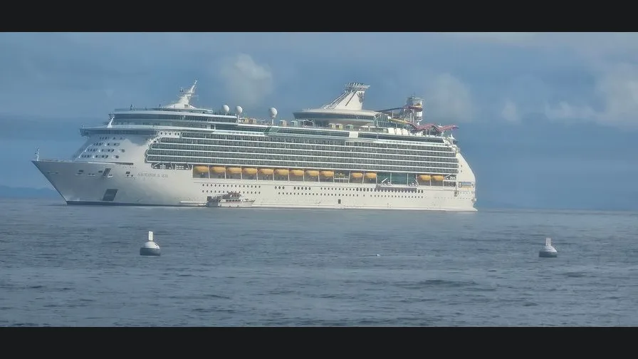 Navigator of the Seas photo