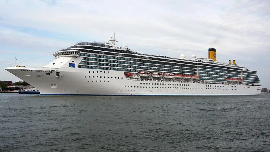 Adora Mediterranea photo