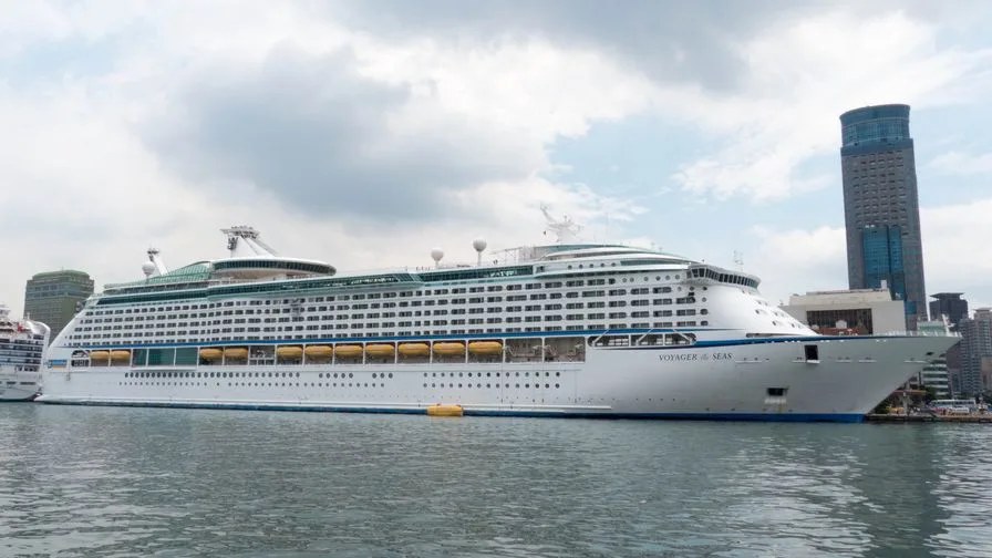 Voyager of the Seas photo