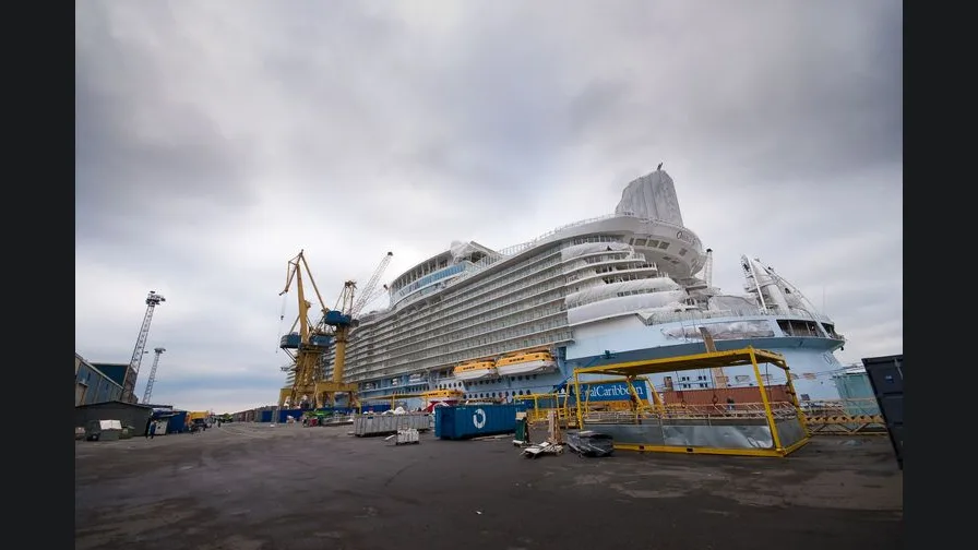 Oasis of the Seas photo