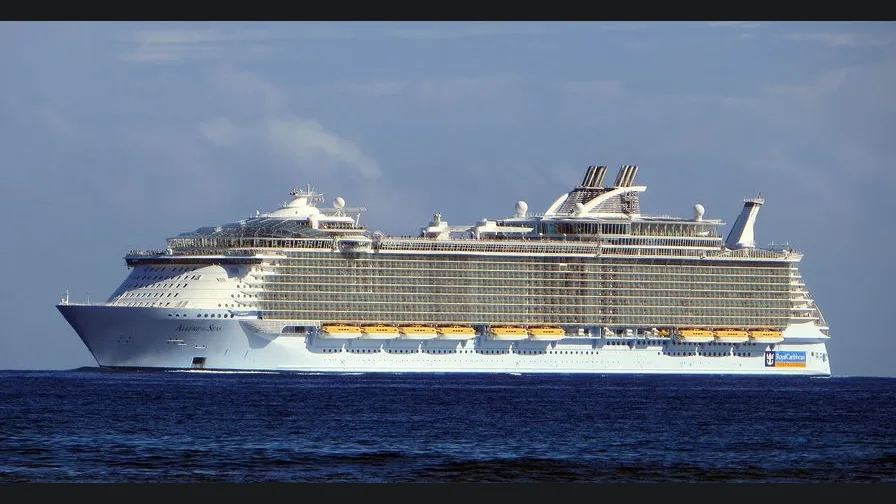 Allure of the Seas photo