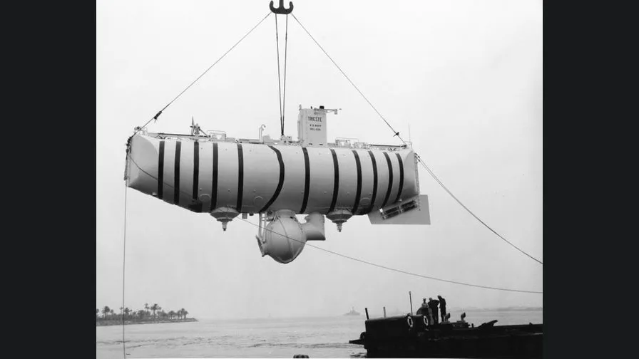 Bathyscaphe Trieste photo